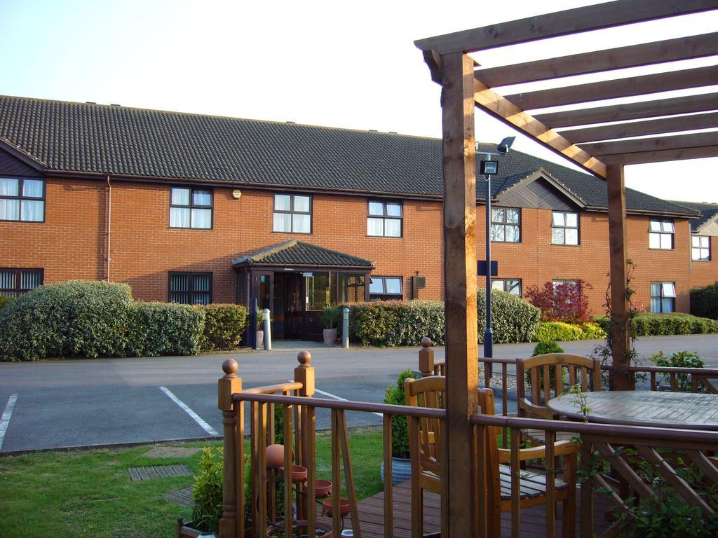 Redwings Lodge Sawtry Huntingdon Woodwalton エクステリア 写真